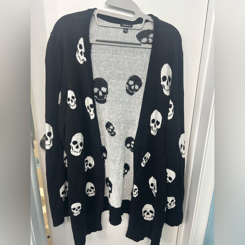 Torrid Skull Black and White Cardigan 2X